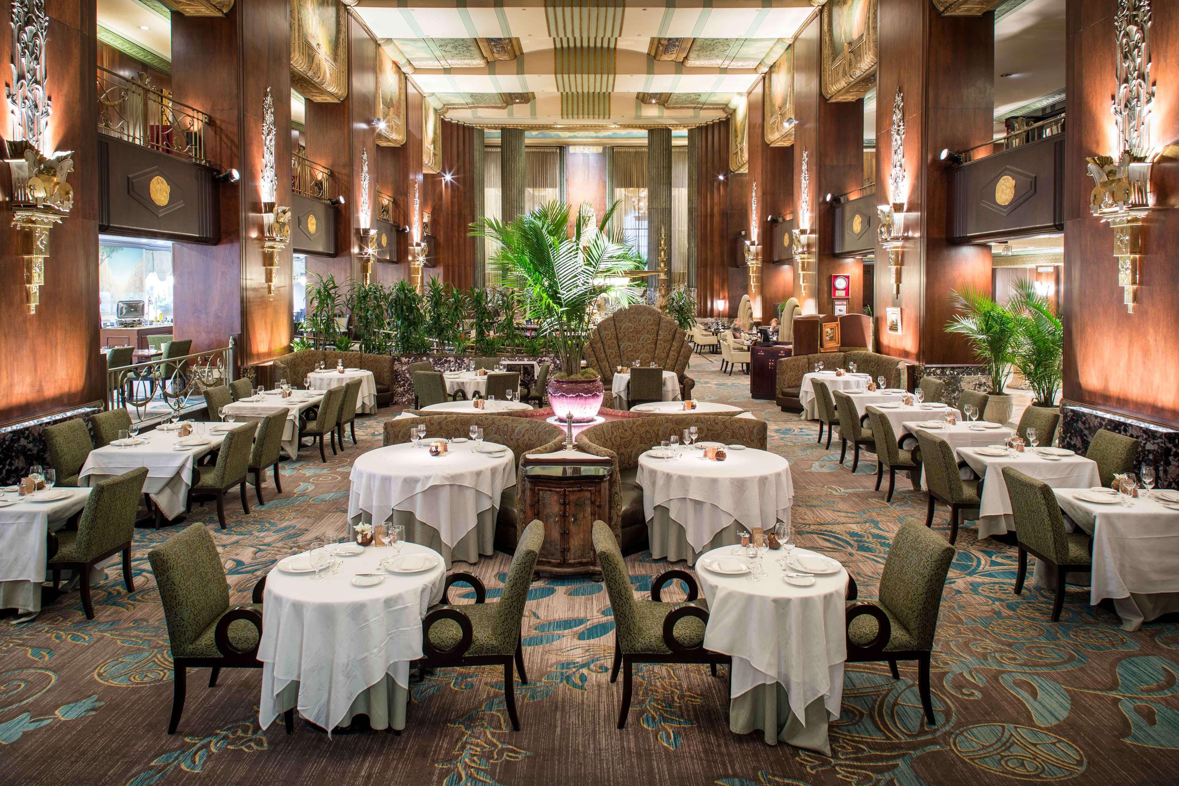 Hilton Cincinnati Netherland Plaza Esterno foto