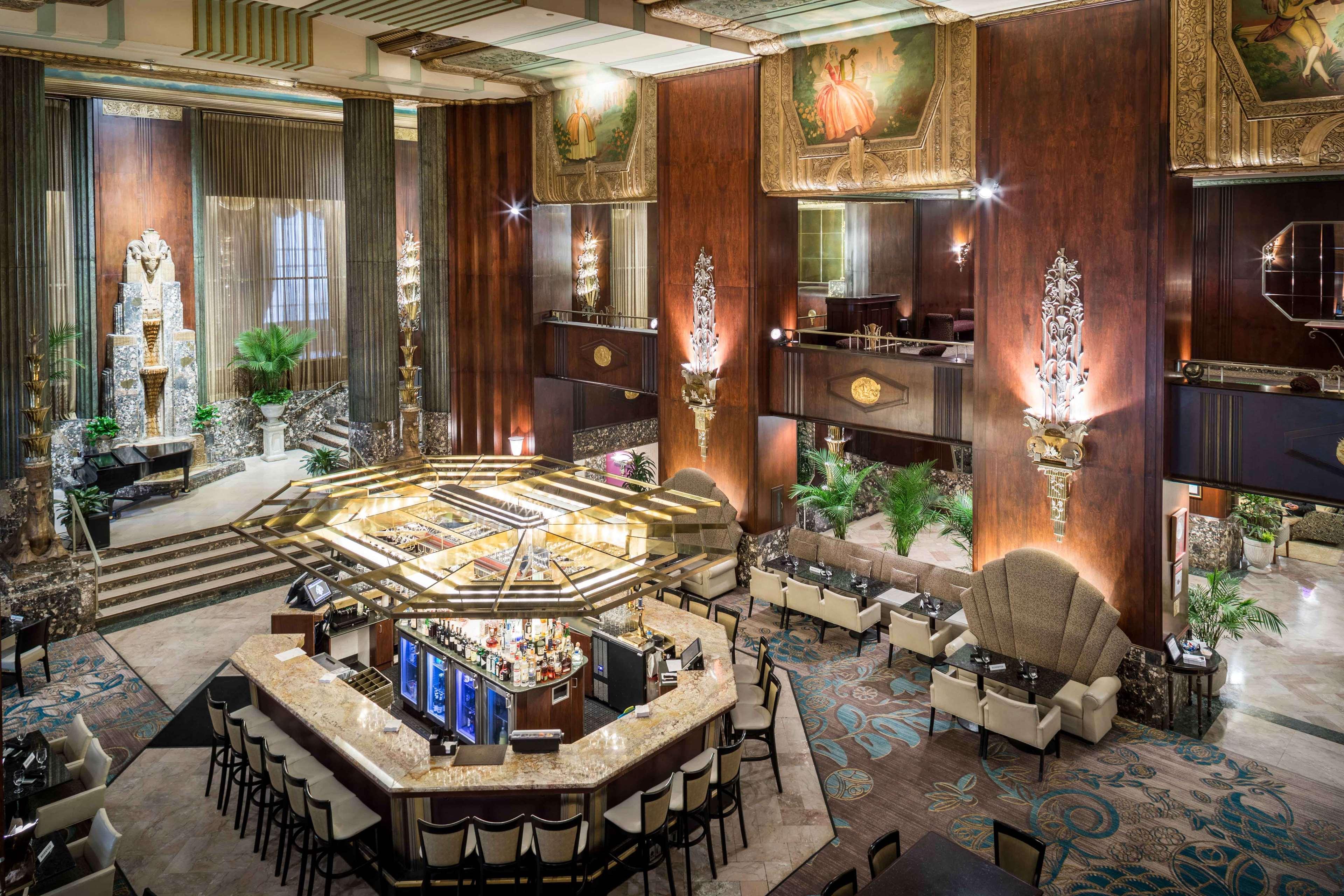 Hilton Cincinnati Netherland Plaza Esterno foto