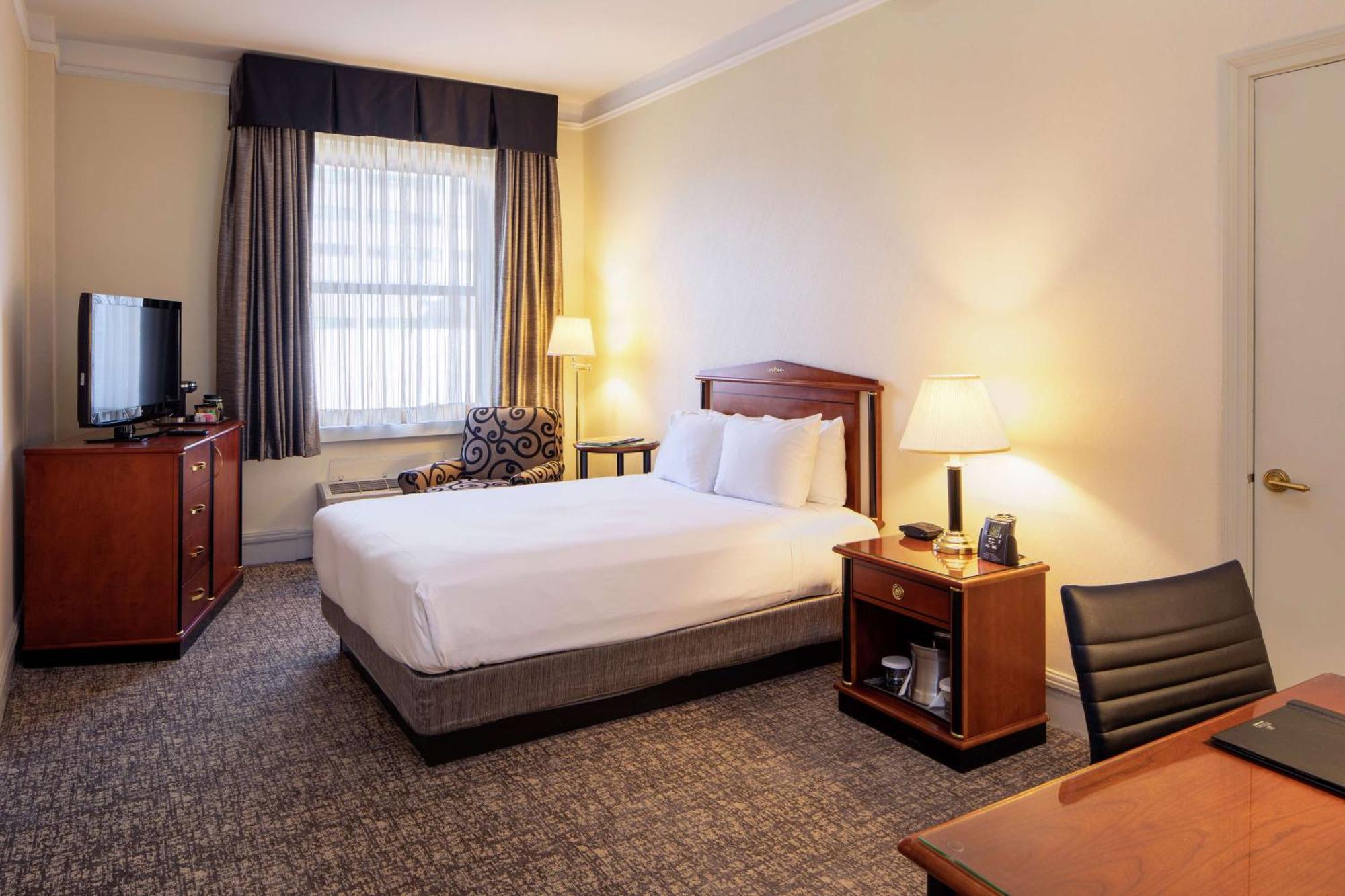Hilton Cincinnati Netherland Plaza Esterno foto