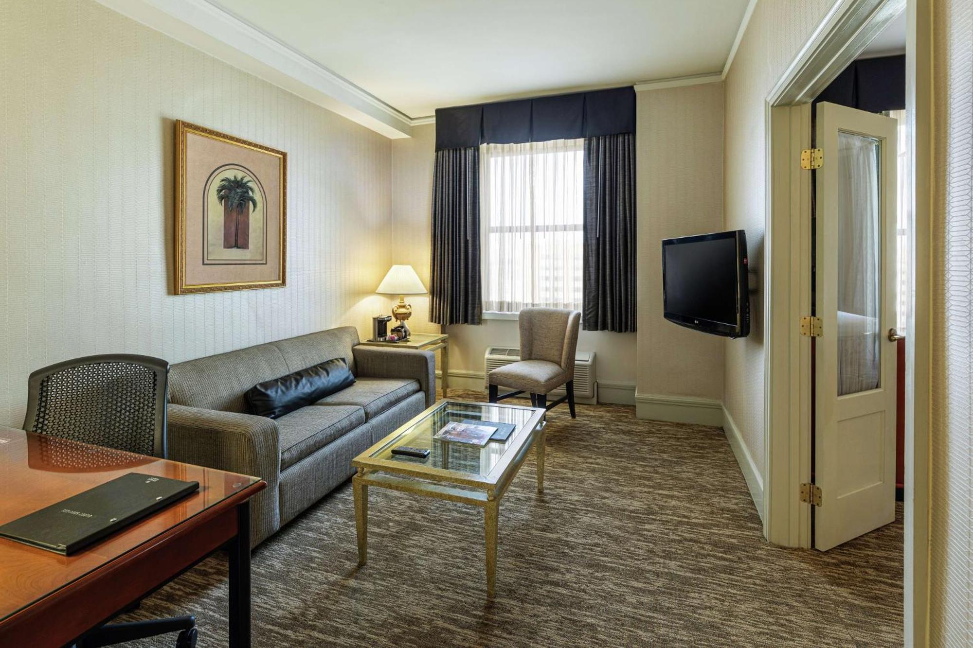 Hilton Cincinnati Netherland Plaza Esterno foto