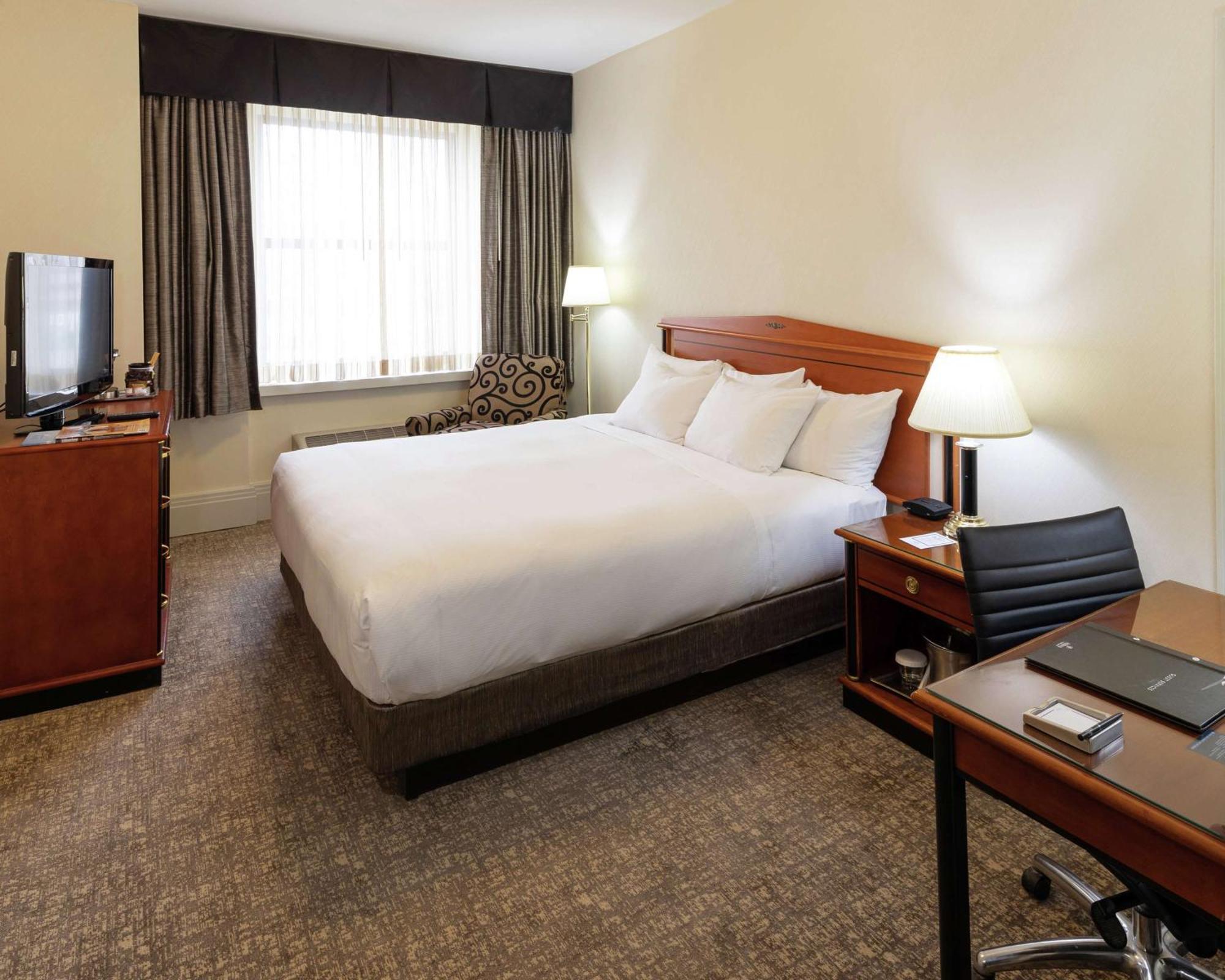 Hilton Cincinnati Netherland Plaza Esterno foto