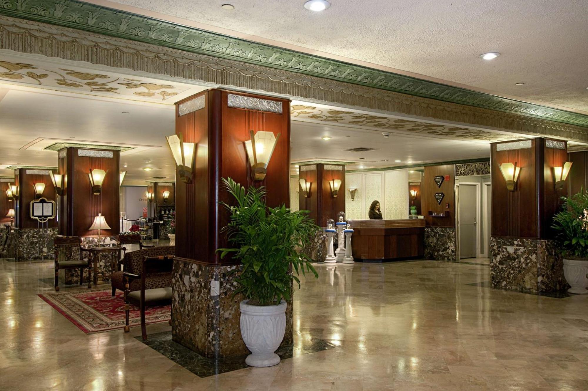 Hilton Cincinnati Netherland Plaza Esterno foto